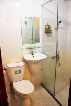 Nguyen Thanh 2* TP. Hồ Chí Minh